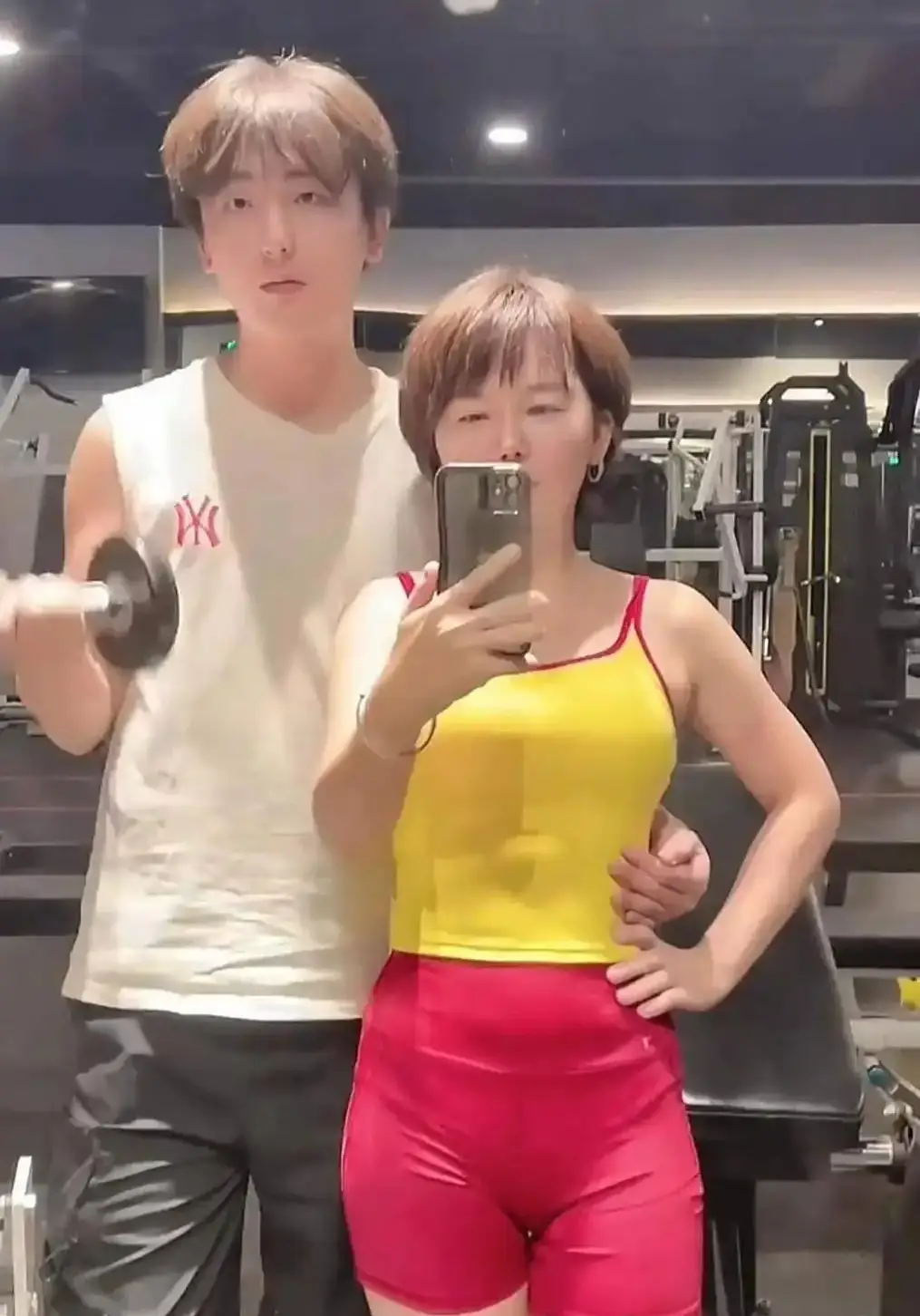 Nữ đại gia u45 cùng bạn trai kém 15 tuổi khởi nghiệp cái kết khiến nhiều người ngỡ ngàng - 4