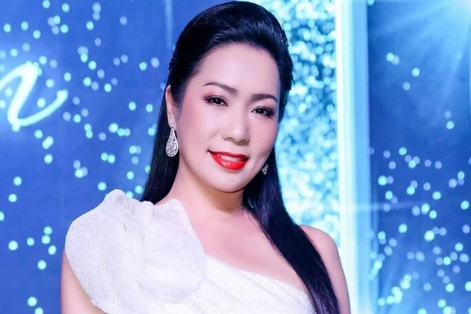 Nữ hoàng ảnh lịch gợi cảm nhất việt nam 15 tuổi dám mặc áo khoe vòng 1 từ chối sinh con để giữ dáng u50 còn sexy hơn xưa - 3