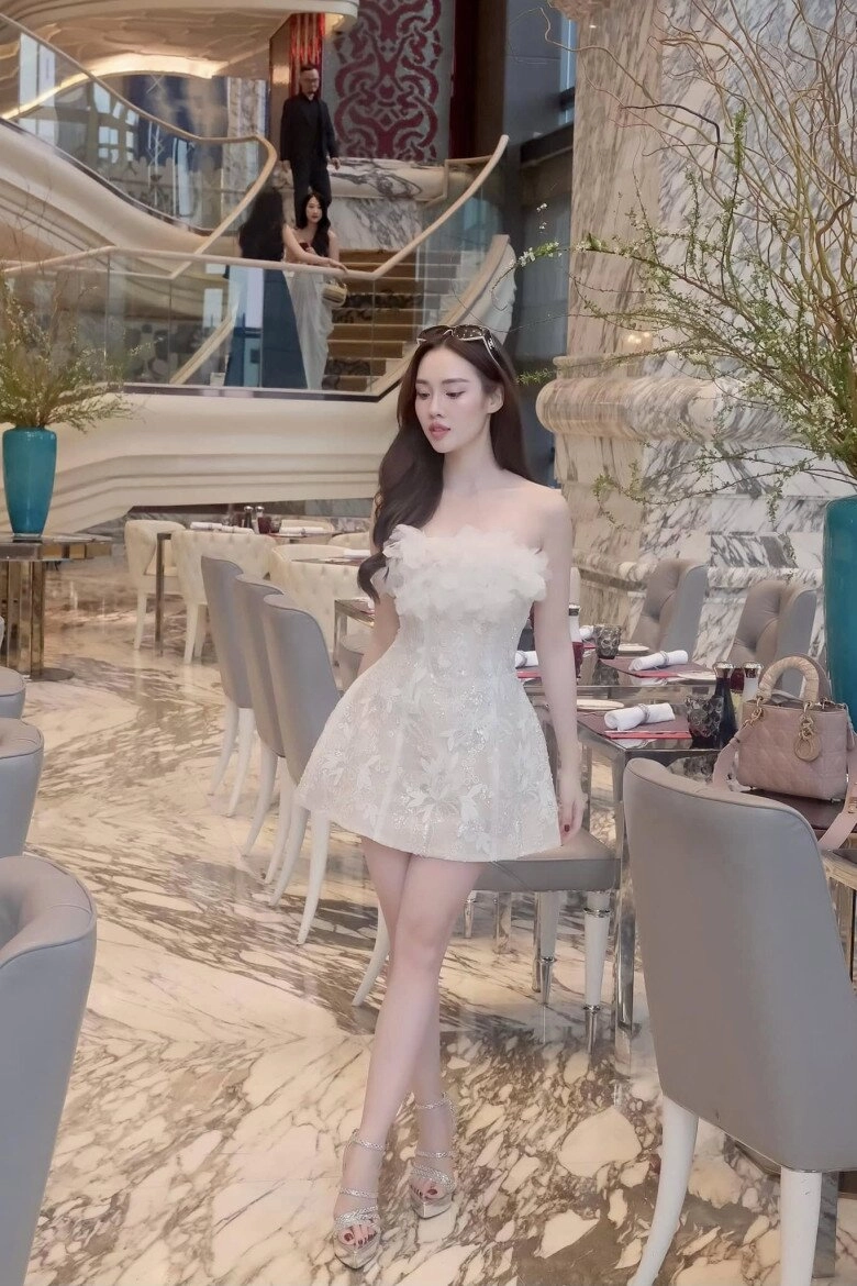 Rời đồng phục bay nữ tiếp viên hải phòng hot nhất nhì mxh ăn mặc phóng khoáng nhan sắc chẳng kém hoa hậu - 11