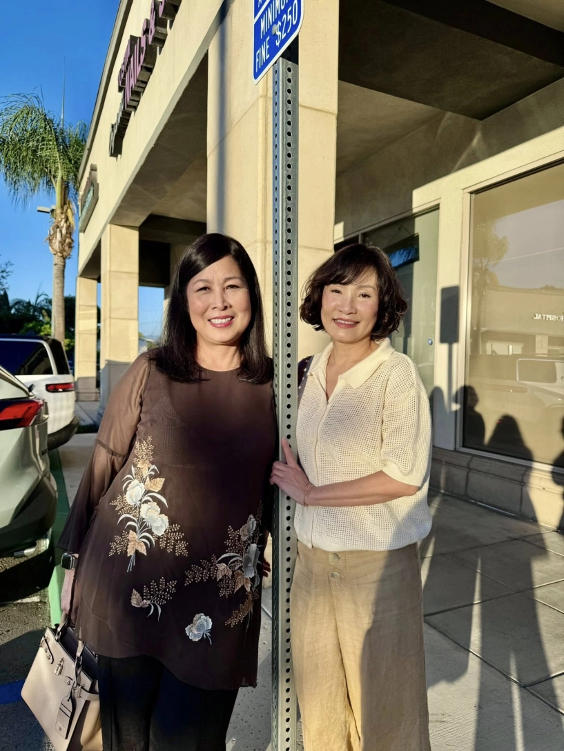 Sắc vóc tuổi trung niên rạng rỡ của cặp đôi bạn thân hồng đào - hồng vân - 2