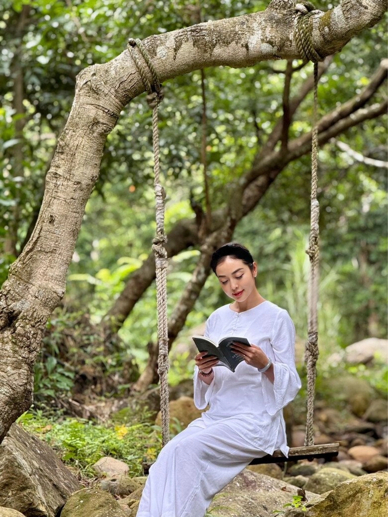 Sao việt 24h diễn viên huỳnh anh tuấn xuất viện sau quãng thời gian thập tử nhất sinh điều trị ở trung tâm phục hồi - 11