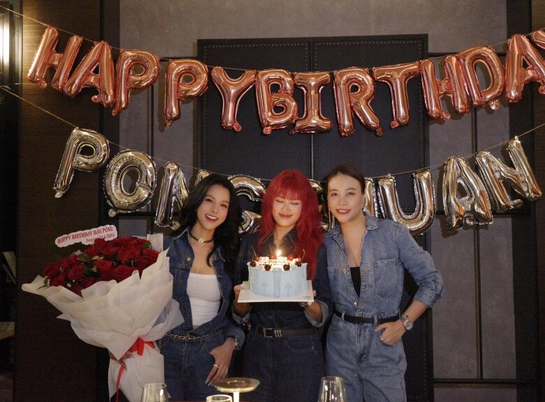 Sao việt 24h hhen niê gây tranh luận khi dạy con 1 tuần tuổi học ái nữ từ trong bụng đã biết phản ứng khi mẹ đọc sách - 16