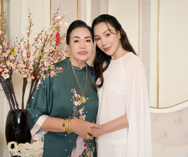 Sao việt 24h mẹ hồ quỳnh hương mất sau 4 tháng con gái làm đám cưới dân tình tiếc vì bà mới bế cháu ngoại được 2 năm - 1