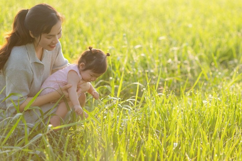 Sao việt 24h mẹ hồ quỳnh hương mất sau 4 tháng con gái làm đám cưới dân tình tiếc vì bà mới bế cháu ngoại được 2 năm - 10