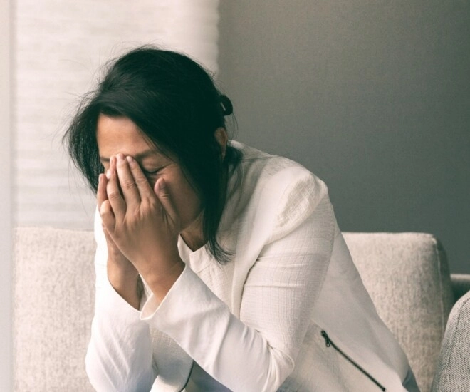 Sau 25 năm ly hôn tôi biếu vợ của chồng cũ 15 tỷ nhưng bị bà ấy mắng té tát - 1