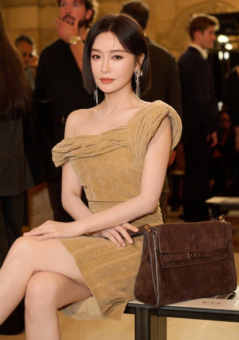 Tần lam u50 vẫn là quốc sắc thiên hương không ai bì kịp tất cả là nhờ ghi nhớ 7 điều này mỗi ngày - 4