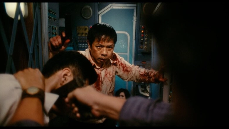 Thái hòa lần đầu đóng phim cùng con trai ruột 21 tuổi tôi và con không tâm sự nhiều nhưng lúc cần thì có - 8