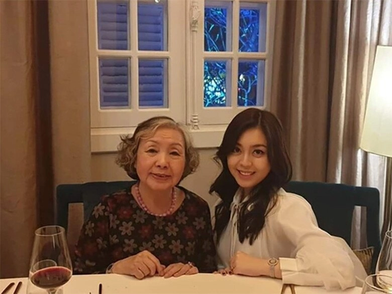 Thiên kim tiểu thư gia tộc siêu giàu ở việt nam lấy thiếu gia phan hoàng thần thái sang chảnh sở hữu hàng hiệu không đếm xuể - 3