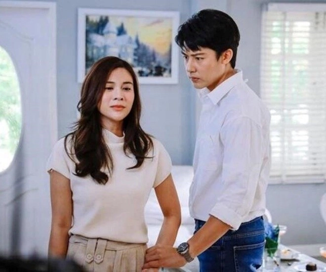 Tình cờ gặp chồng cũ trên đường về quê thấy diện mạo khác lạ của anh tôi liền xin tái hôn - 1