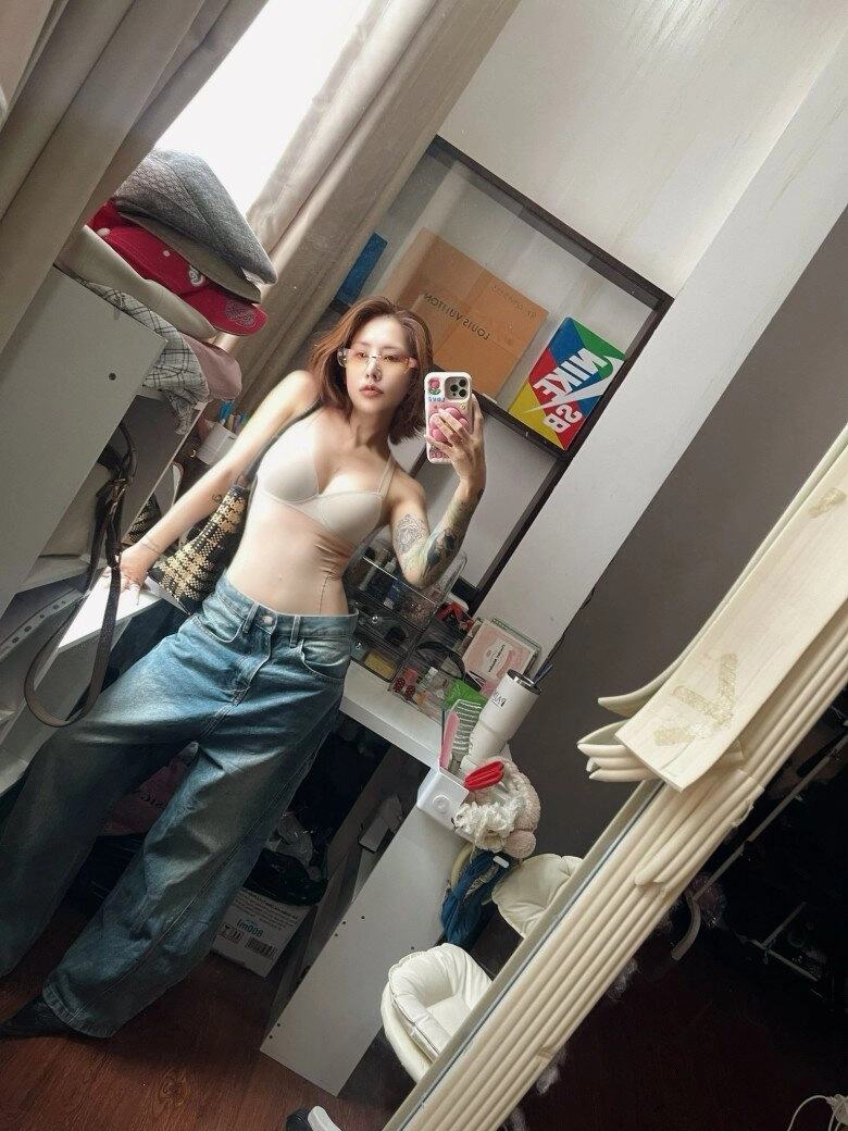 Tình cũ đạt g hiện tại nhan sắc lạ lẫm hậu dao kéo mặc khoét hở tận hông khoe body nóng bỏng - 6