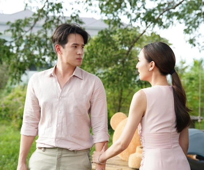 Tôi ly hôn 7 năm chưa tái hôn chồng cũ dắt vợ mới đến mỉa mai nhưng hết hồn khi vào nhà - 1