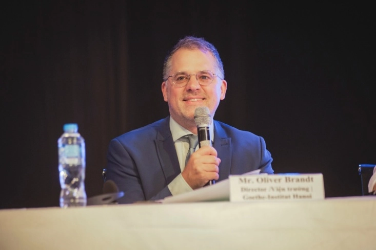 Vở kịch hợp tác đức - việt ngọc thủ hành trình tìm kiếm mái nhà trong bối cảnh đô thị hiện đại - 5