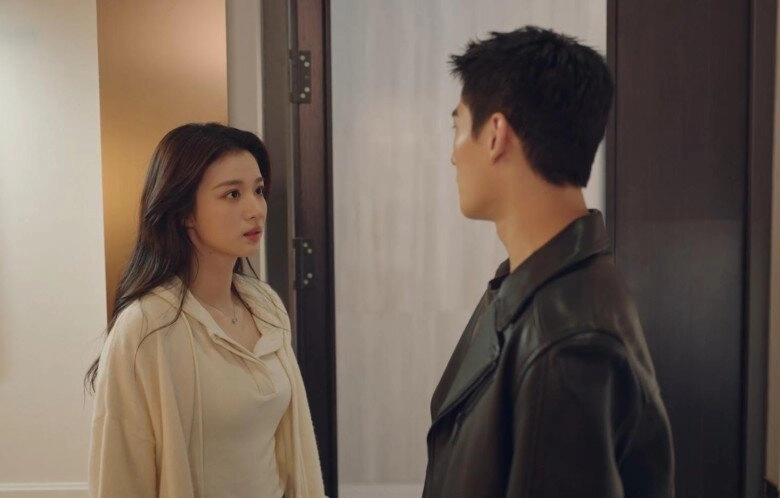 Vợ nửa đêm lén gọi video với chồng cũ biết sự thật tôi xin lỗi anh ta và đưa 30 triệu - 2