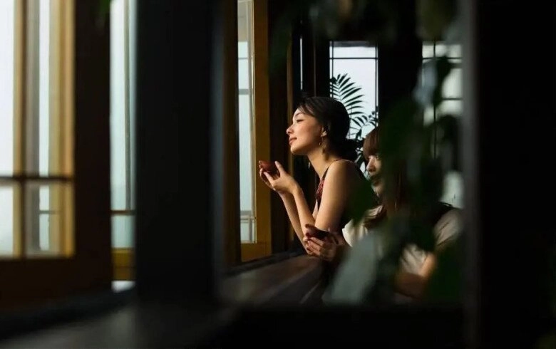 Vừa nhận được giấy báo nhập học của con trai tôi vội ly hôn chồng vì nhận ra 3 điều - 2