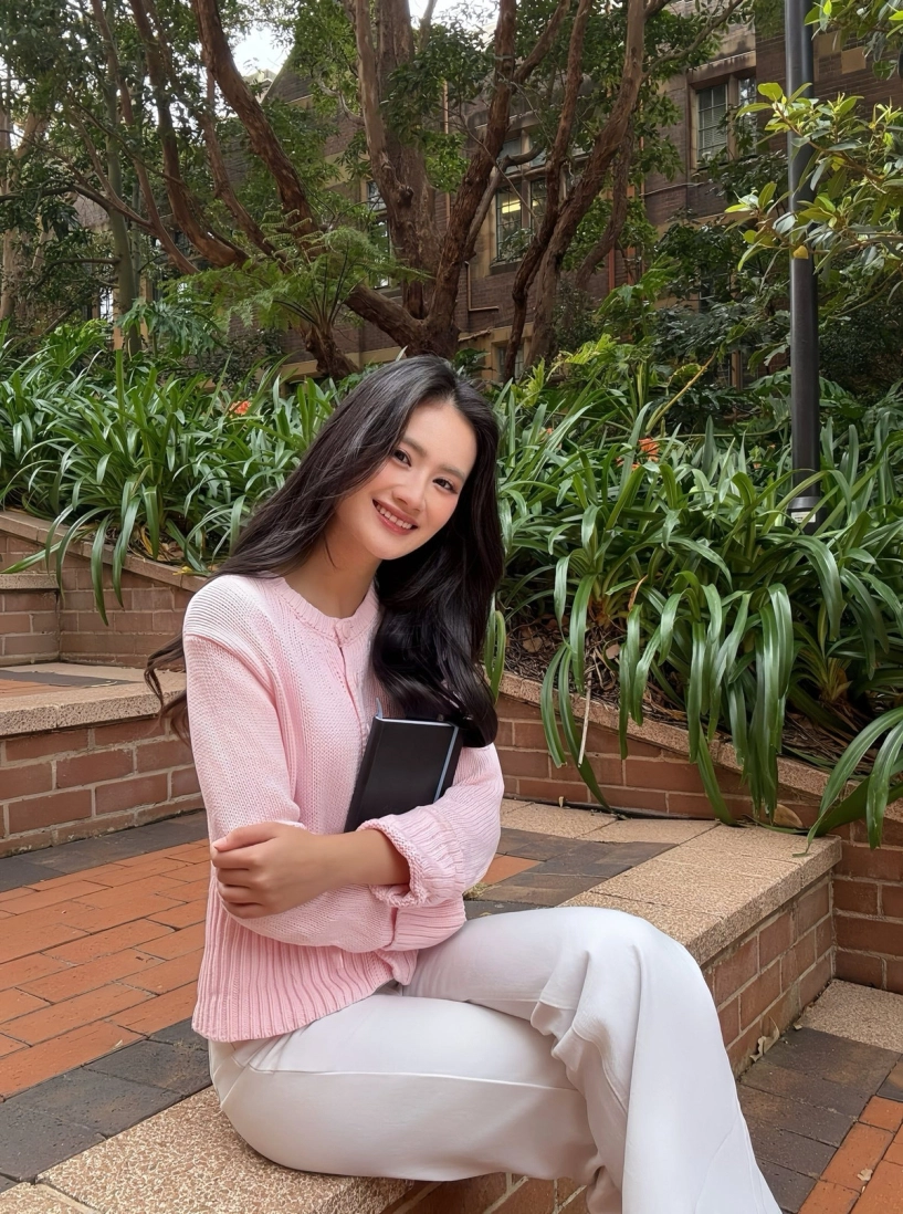 Ý nhi gây sốt với nhan sắc rạng rỡ khi du học australia - 5