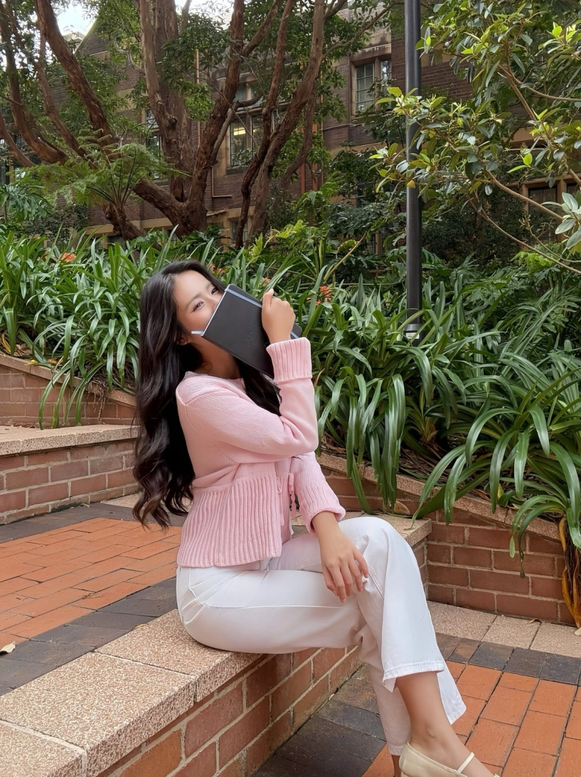 Ý nhi gây sốt với nhan sắc rạng rỡ khi du học australia - 6