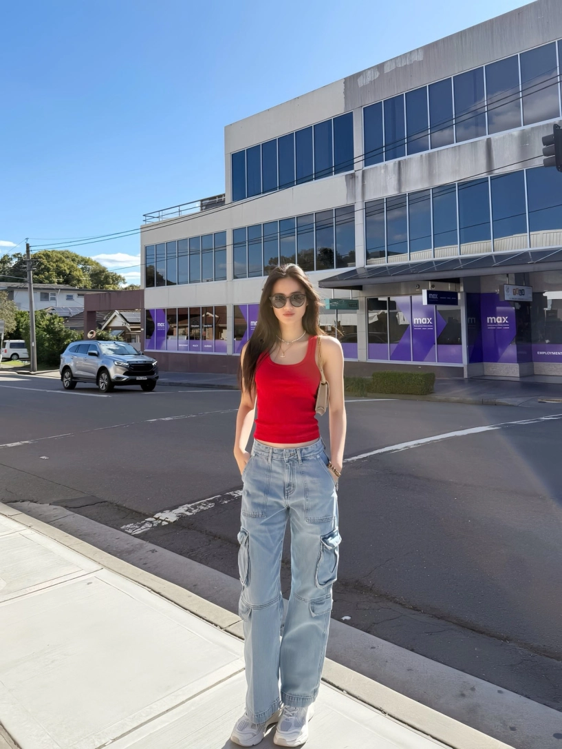 Ý nhi gây sốt với nhan sắc rạng rỡ khi du học australia - 10