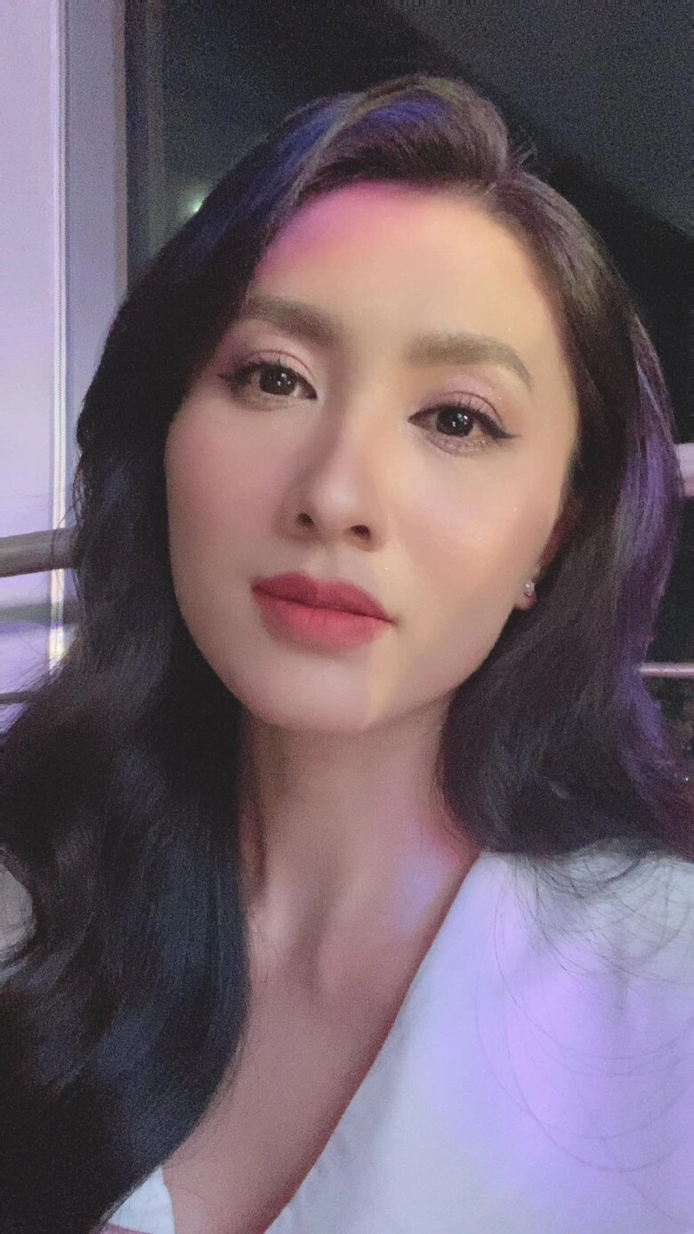 2 mỹ nhân 8x là học bá đỗ 3 trường đại học người kết hôn với chồng ấn độ người sở hữu body nóng bỏng tay - 5