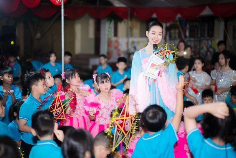 2 sao vbiz được vinh danh thanh niên sống đẹp người làm mẹ đơn thân giàu có người sắp đại diện việt nam thi quốc tế - 9