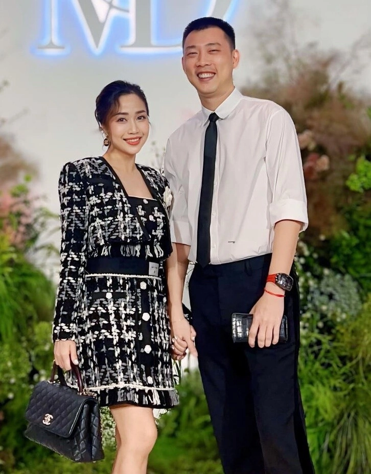 2 sao việt có hôn nhân 17 năm viên mãn nữ nsưt mê chồng từng là học sinh cá biệt sao vtv giấu mặt ông xã - 8