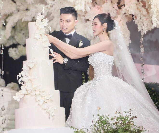 2 thiếu gia nghìn tỷ với ánh mắt ngôn tình chồng đỗ thị hà bị trêu sợ vợ chồng midu sơ hở là khóc - 1