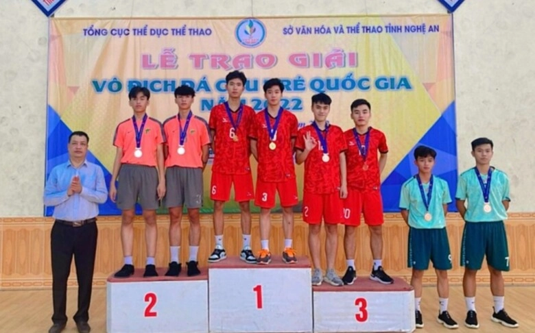 3 diễn viên trăm tỷ trùng cả tên lẫn đệm người là vđv quốc gia kẻ đóng vài phút trong mưa đỏ nhưng cả nước cảm ơn - 9