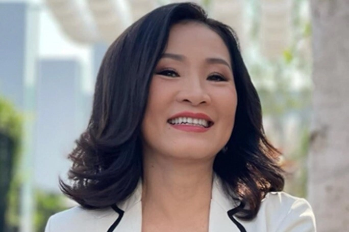 Á hậu cao 1m59 nhờ con gái mà được sống giờ có 3 biệt thự trăm tỷ được thông báo hưởng di chúc 11 triệu usd - 4