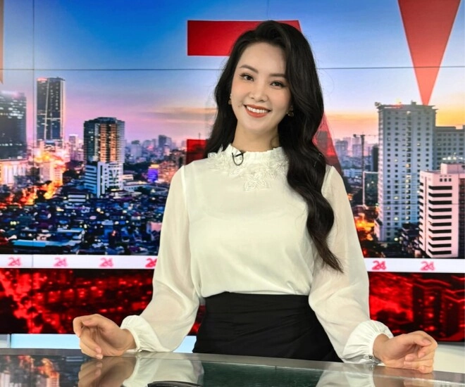 Á hậu thụy vân sinh con thứ 2 với đại gia kín tiếng quý tử đầu lòng 13 tuổi lên chức anh trai - 1