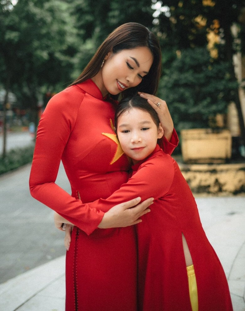 Ái nữ hà anh ngày bé cực yêu nay trổ nét như hoa hậu nhí gương mặt chuẩn tây giống bố nhiều hơn mẹ - 11