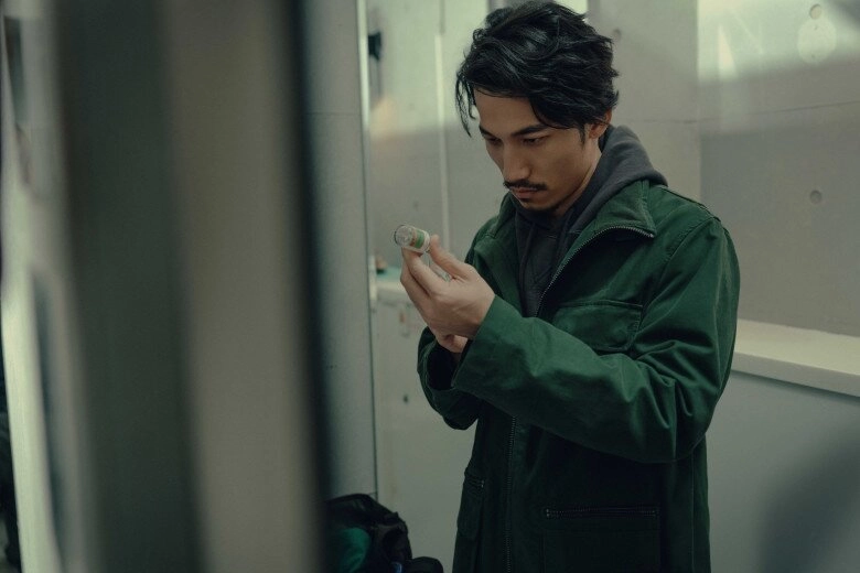 Bác sĩ tha hương phim về lao động nhập cư khiến liên bỉnh phát thức trắng để học thoại 3 thứ tiếng nay làm nên lịch sử - 2