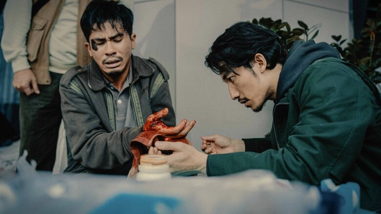 Bác sĩ tha hương phim về lao động nhập cư khiến liên bỉnh phát thức trắng để học thoại 3 thứ tiếng nay làm nên lịch sử - 8