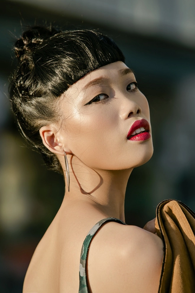 Bất chấp mang tiếng team ảo nguyễn hợp vẫn sang trọng ngời ngời - 1