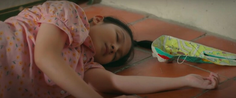 Bé gái ra đi đột ngột trong cách em 1 milimet từng đóng chung với hồng diễm ngoài đời mặt xinh như búp bê - 4