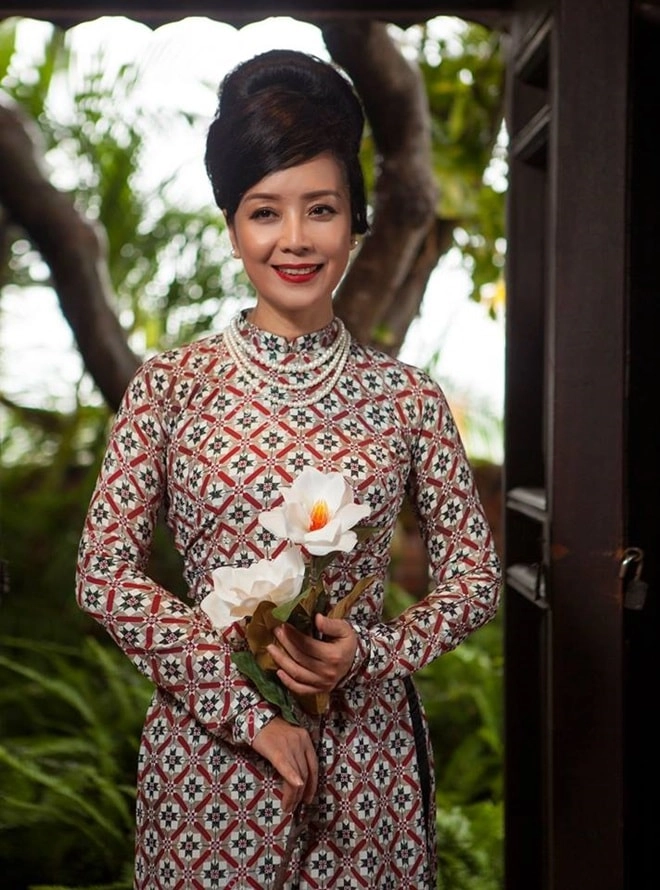 Bí mật vòng eo không tưởng dù đã tuổi tứ tuần của diễn viên chiều xuân - 5