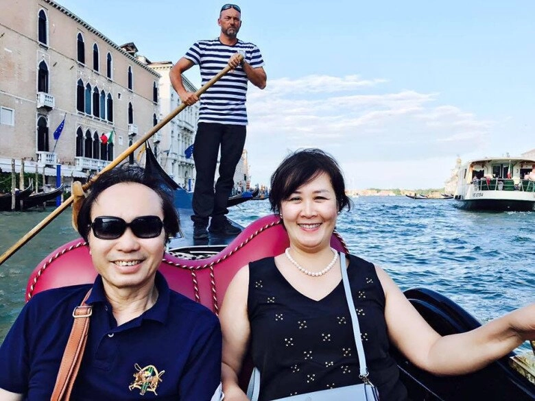 Bố ruột một hoa hậu từng giữ chức tổng cục trưởng là người hùng trong mắt con gái vợ ông giỏi không kém - 8