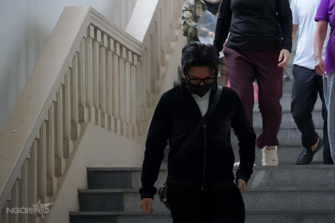 Ca sĩ vũ hà bị xét xử vì tội đánh bạc - 2