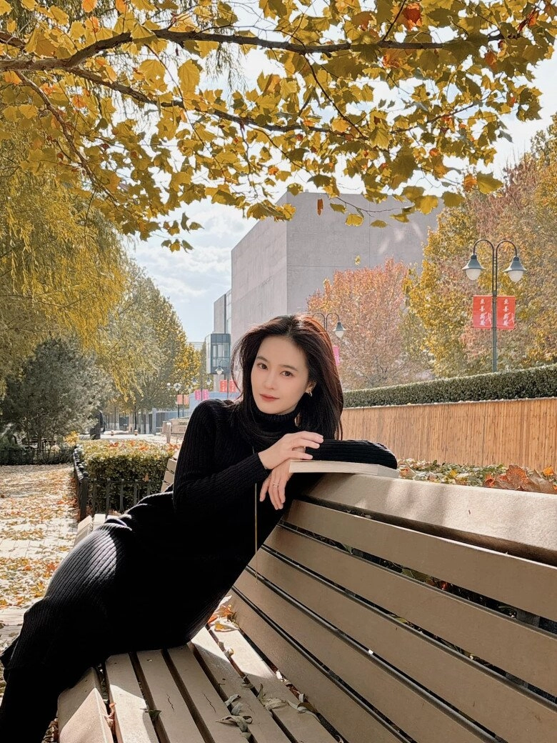 Cặp đôi mèo - chuột trong tử chiến trên không người là bố đơn thân sở hữu 3 căn nhà người cưới chồng kém 7 tuổi - 7