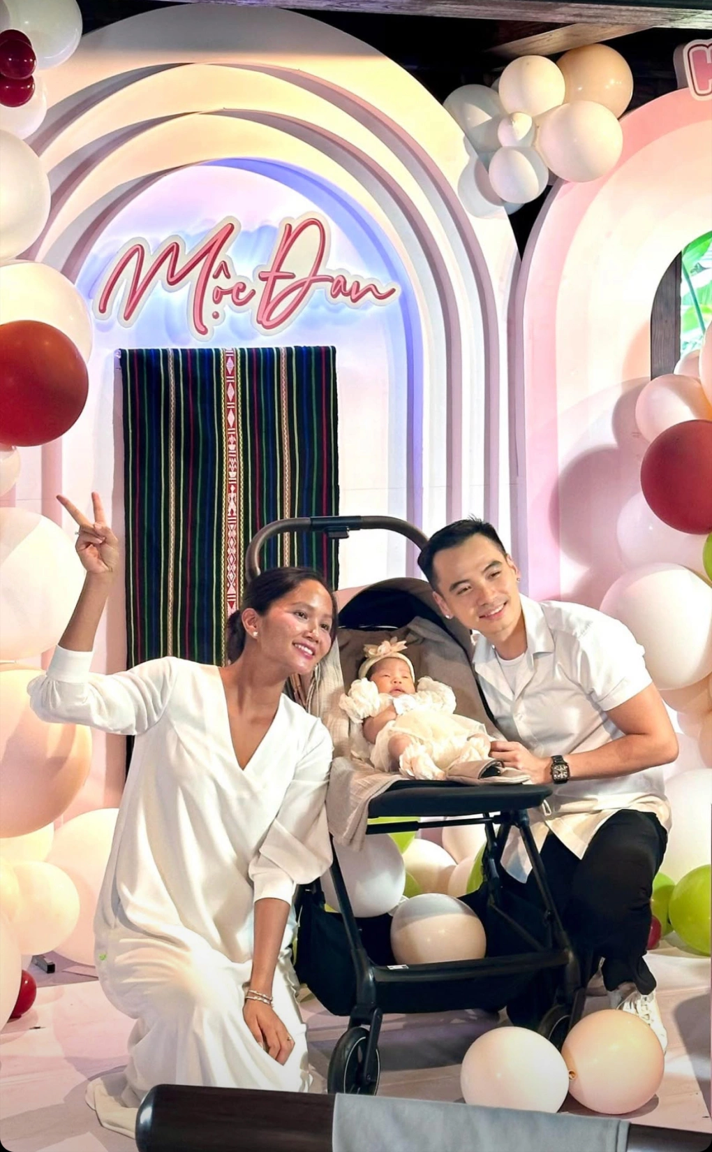 Chi nửa tỷtháng để ở cữ hhen niê nay biến dạng ngoại hình vì bệnh lạ sau sinh chỉ 110 người gặp phải - 8