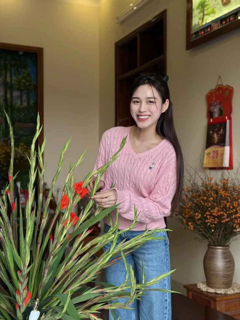 Chồng sắp cưới của hoa hậu đỗ thị hà thiếu gia tập đoàn có tiếng ở quảng trị giữ chức tổng giám đốc - 12