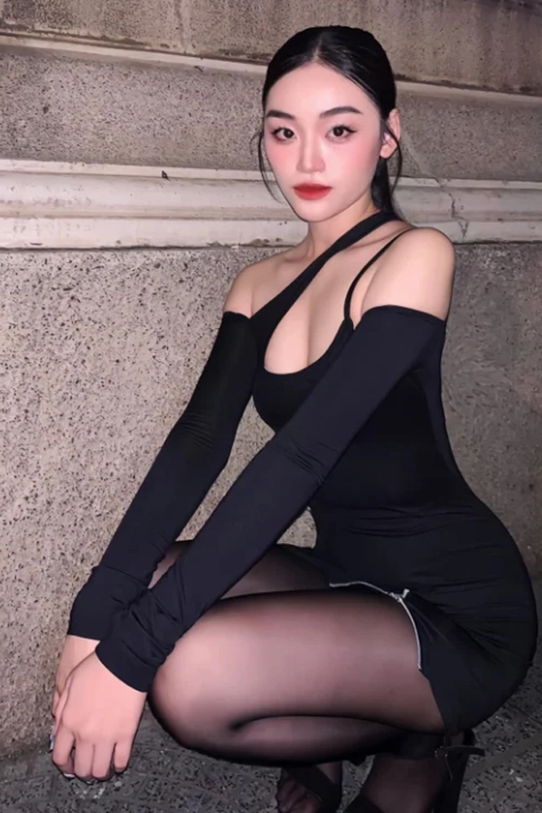 Cô gái 2k4 vừa đăng quang miss grand việt nam có gu thời trang sexy cá tính ra sao - 9