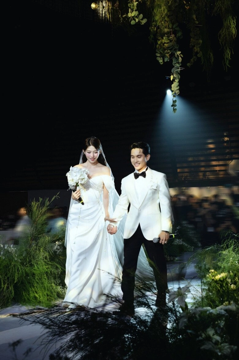 Dàn hậu cưới thiếu gia là thạc sĩ tiến sĩ du học ở anh đỗ mỹ linh thành phó chủ tịch quỳnh châu vượt khó mùa dịch - 3