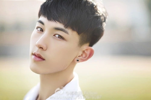 Dàn trai đẹp gái xinh của thái tử phi thăng chức ký - 9