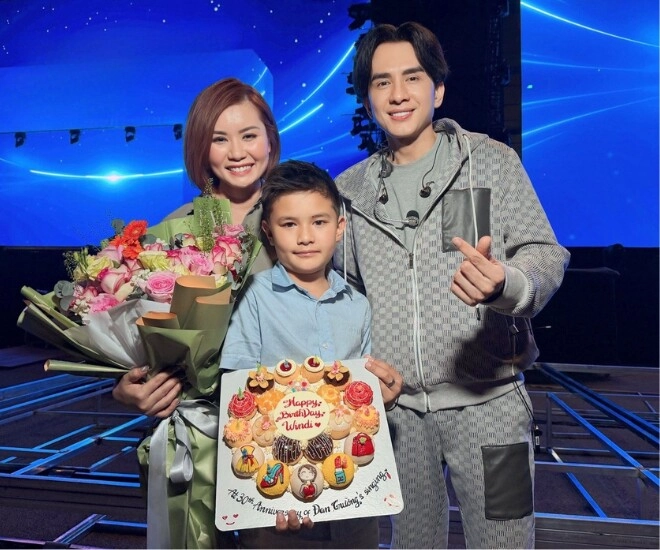Đan trường mừng sinh nhật vợ cũ khoác tay nhau như một gia đình bảo sao được khuyên nối lại tình xưa - 1