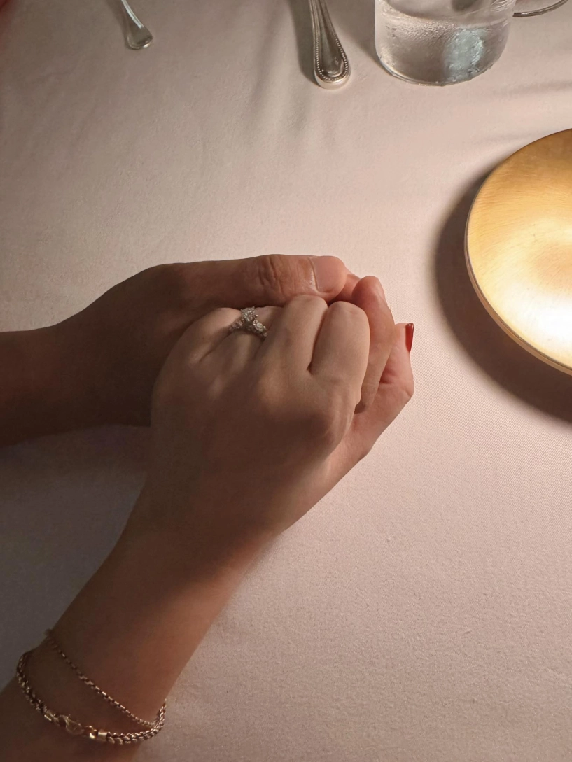 Diễn viên băng di được doanh nhân justin chiêm cầu hôn - 1