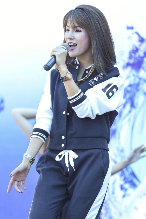 Diệp lâm anh tự tin khoe nội y nhưng không phản cảm - 5