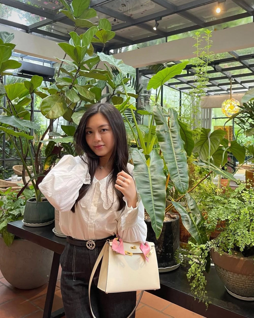 Em dâu thiếu gia phan thành mỗi ngày một túi xa xỉ - 4