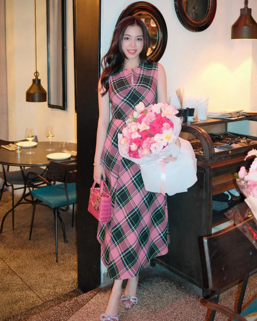 Em dâu thiếu gia phan thành mỗi ngày một túi xa xỉ - 10