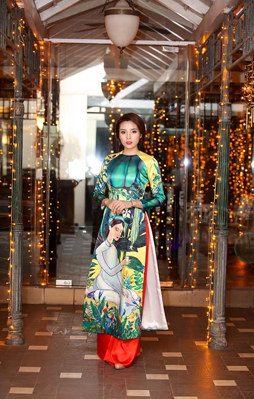 Hh kỳ duyên lúng liếng khoe nét xuân thì trên sàn diễn - 1