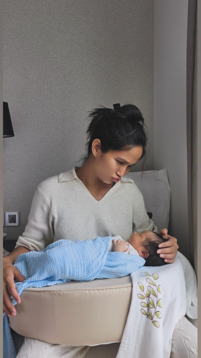 Hhen niê chi 300 triệu ở cữ phòng sang như khách sạn cảnh cả đội y tá chăm em bé khiến ai nhìn cũng ngưỡng mộ - 8