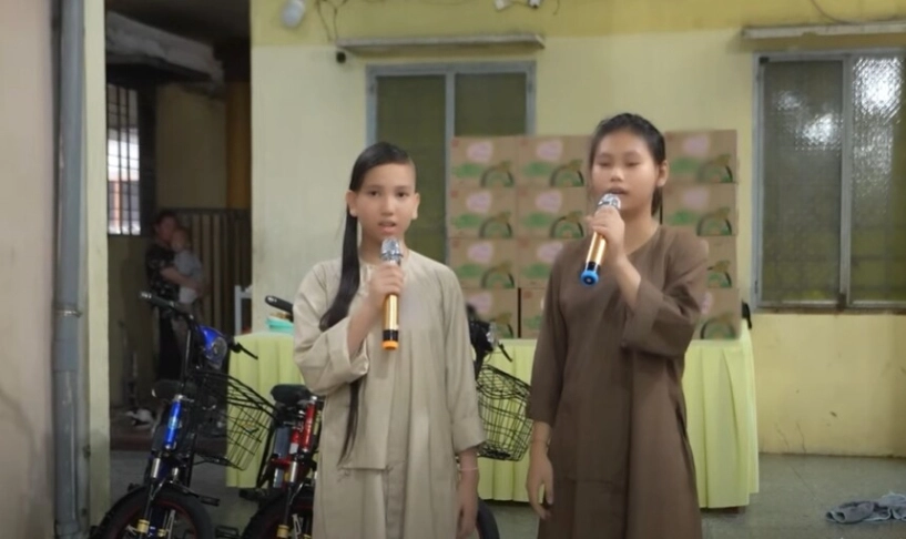 Hồ ngọc hà rơi nước mắt tôi sợ khi mình không sống trên cõi đời này nữa thì con của mình như thế nào - 6